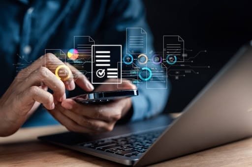 Minimum Viable Product Strategy: MVP or Full Product – What’s Right for You?
